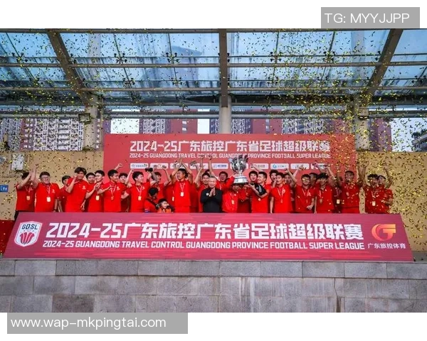 实时新闻深圳足球队强势领跑联赛积分榜以54分稳居第一位置